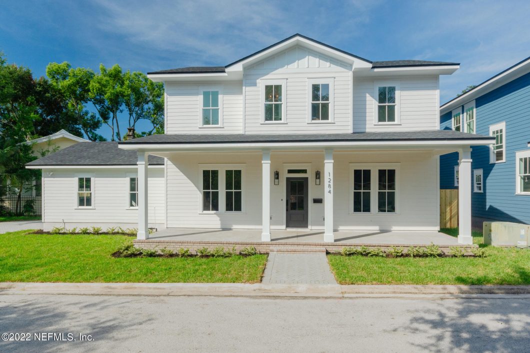 1190567 1284 Lydia Court