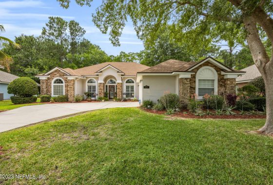 1230280 5722 W Plum Hollow Drive