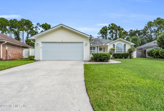 1243039 12373 Apple Leaf Drive