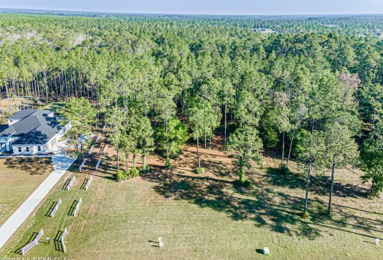 2017782 10129 Breakaway Court