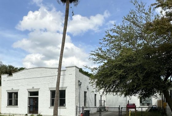 2112145 1415 Walnut Street