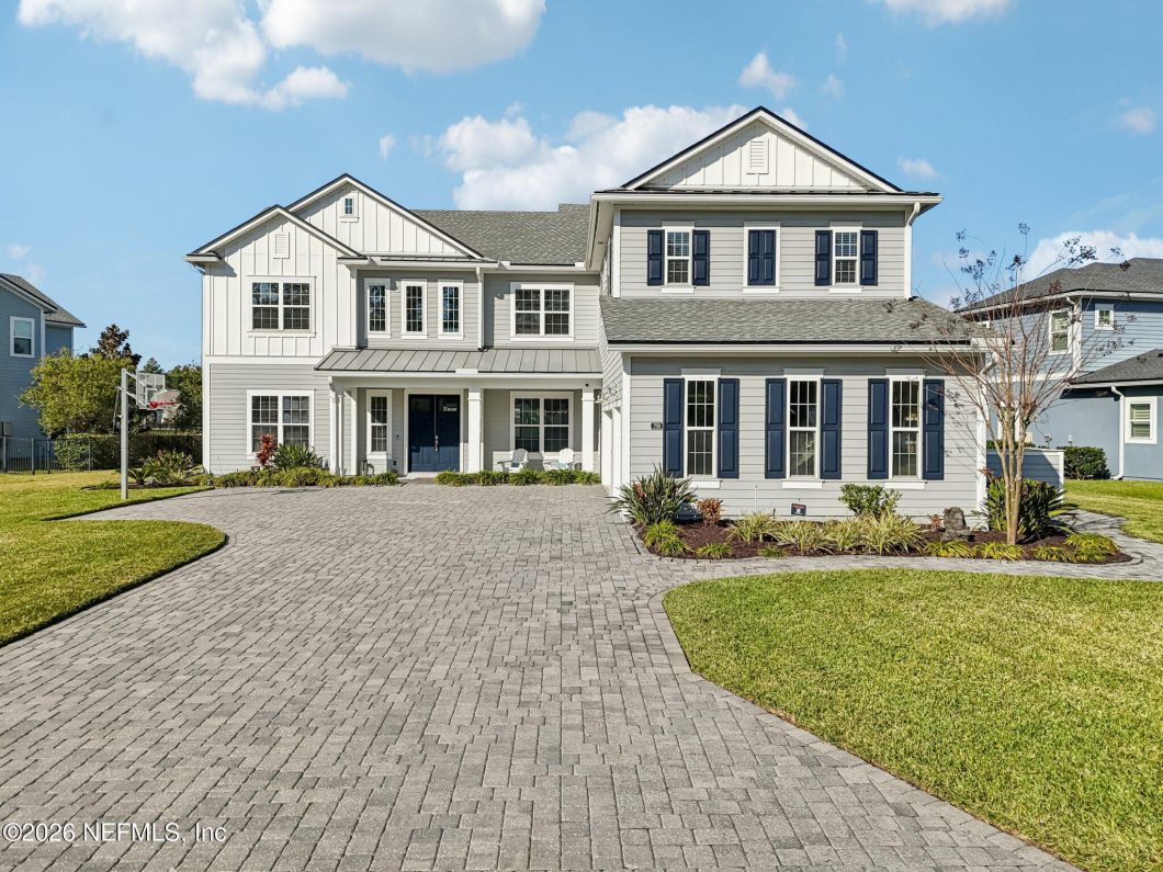 2124004 290 Honey Blossom Road