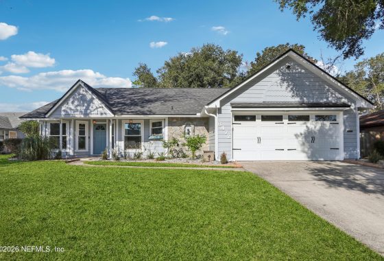 2124656 8472 Bandera Circle