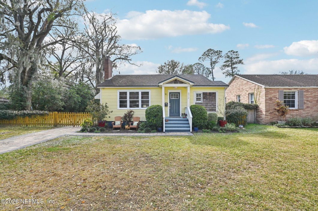 2128964 572 Meteor Street